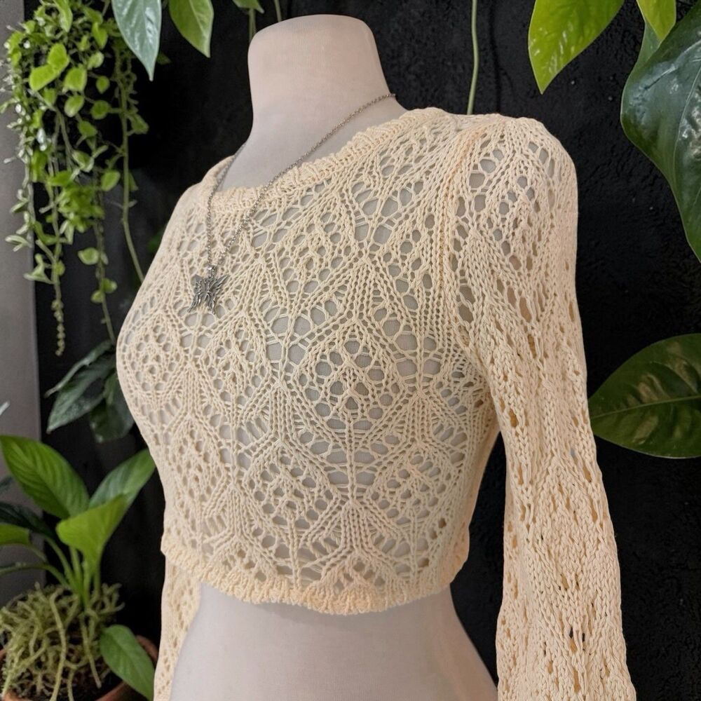 Zara Boho Ecru Pointelle Knit Bell Sleeve Floral Crochet Crop Top Small - Picture 5 of 10